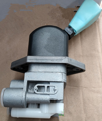 Phụ tùng xe tải Sinotruk Howo T7H Van phanh tay 711W52315-6183