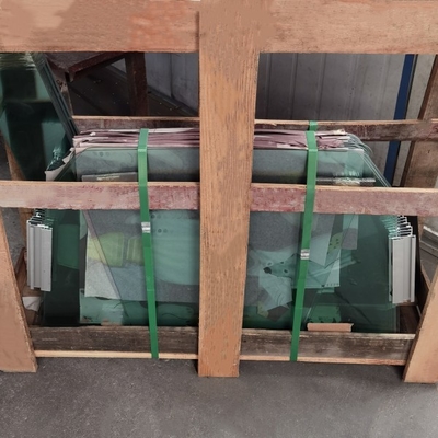 Kính cửa phụ xe tải Sinotruk Howo Big AZ1642330060/61